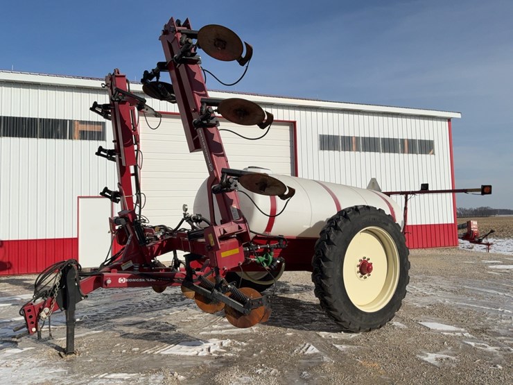 loftness-fs800-fertilizer-spreader-image-47