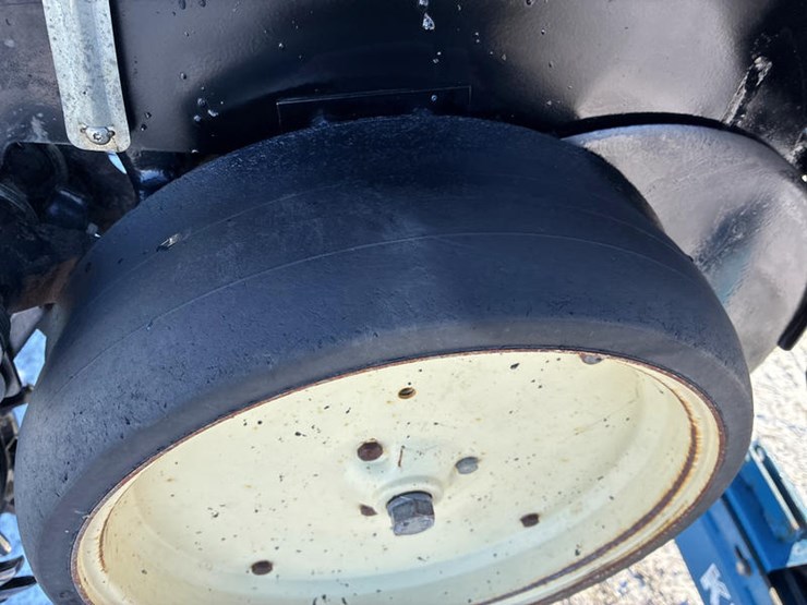 1999-kinze-2500-image-18