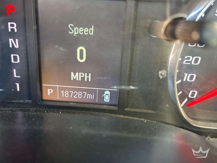 2018-chevrolet-silverado-2500hd-image-6