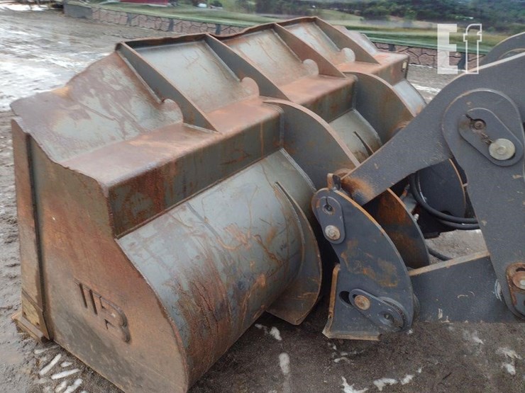 2016-case-721f-image-16