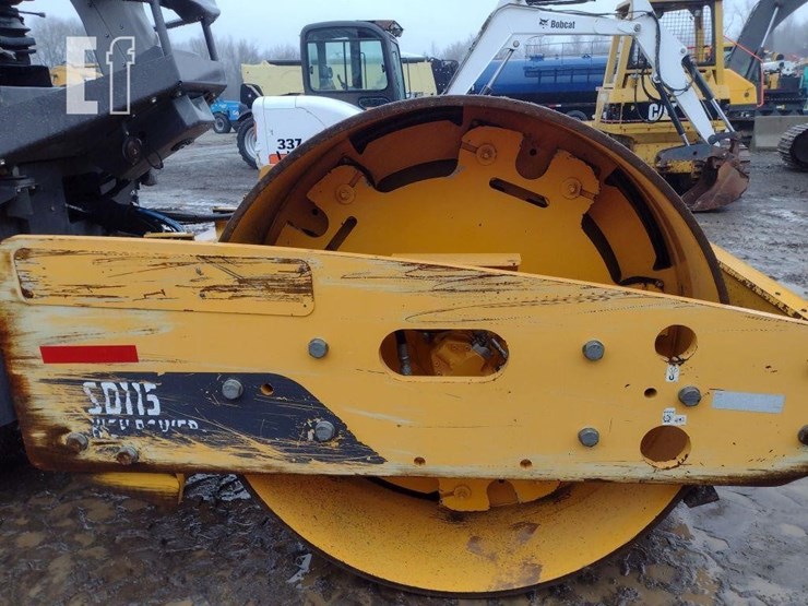 2014-volvo-sd115-image-19