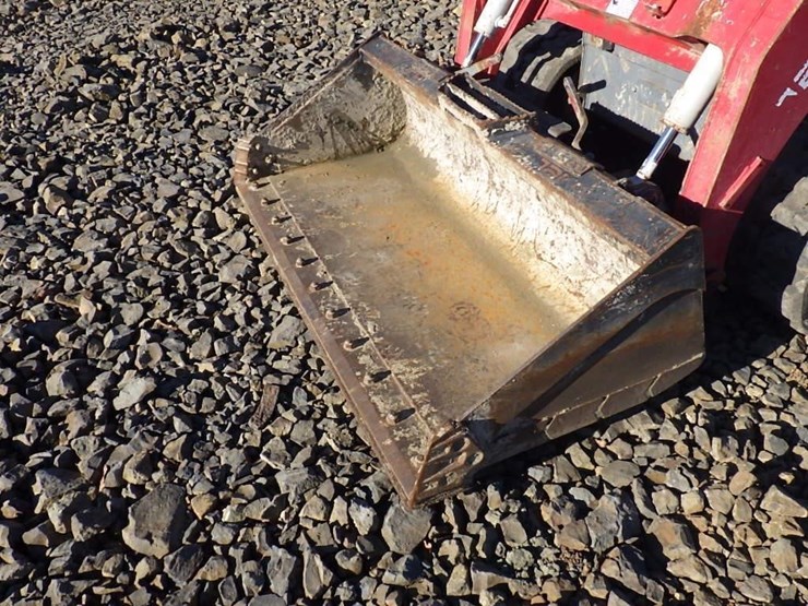 takeuchi-tl8r2-image-12