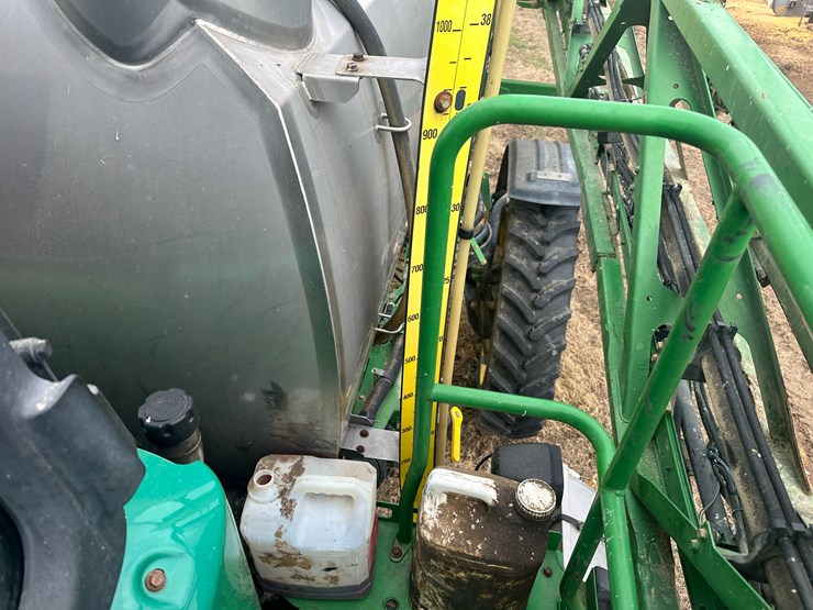 2014-john-deere-r4038-image-75