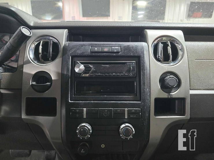 2010-ford-f150-image-17