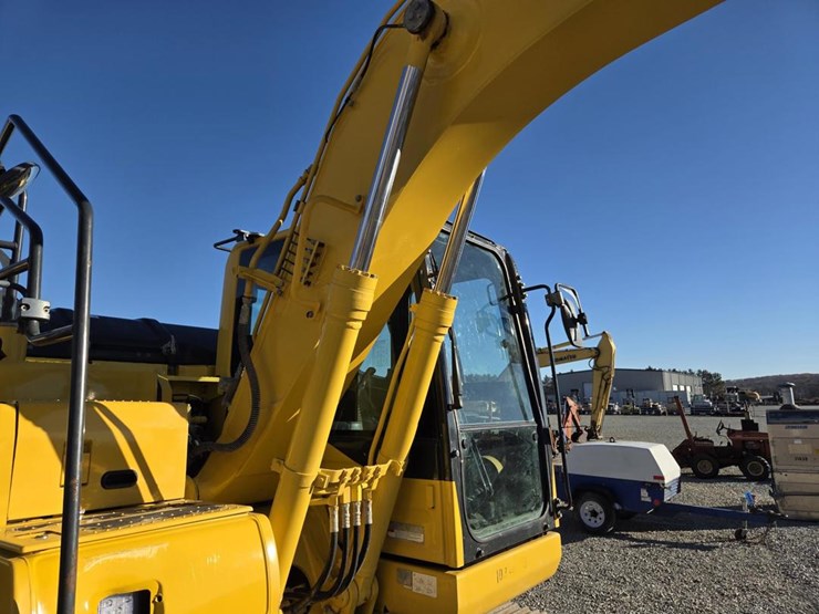 2021-komatsu-pc130-11-image-23