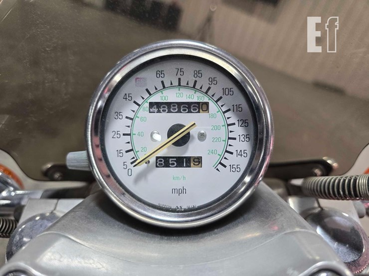 2001-yamaha-xt225-image-12