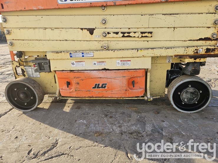 2016-jlg-2632es-image-7