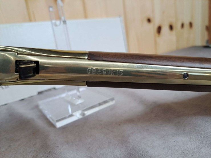 henry-golden-boy-.22-lr-lever-action-rifle-image-10
