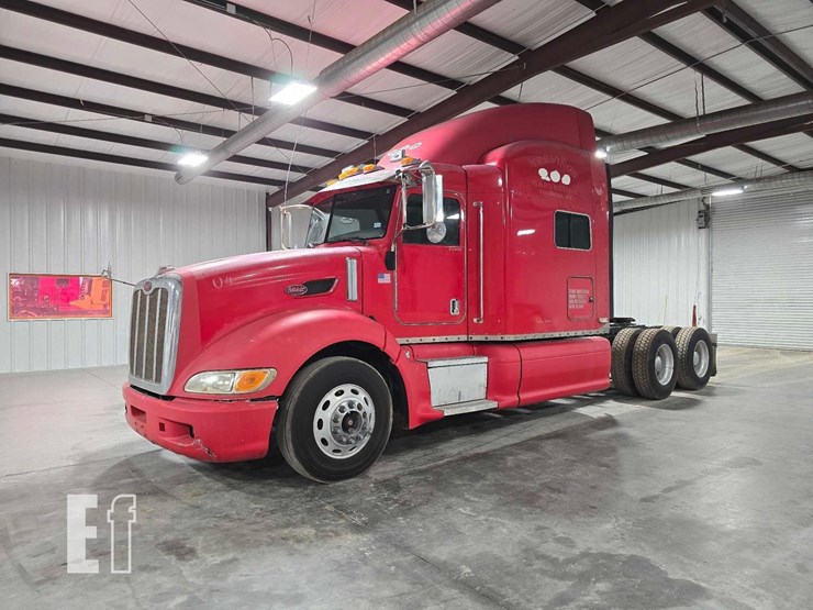 2008-peterbilt-386-image-1