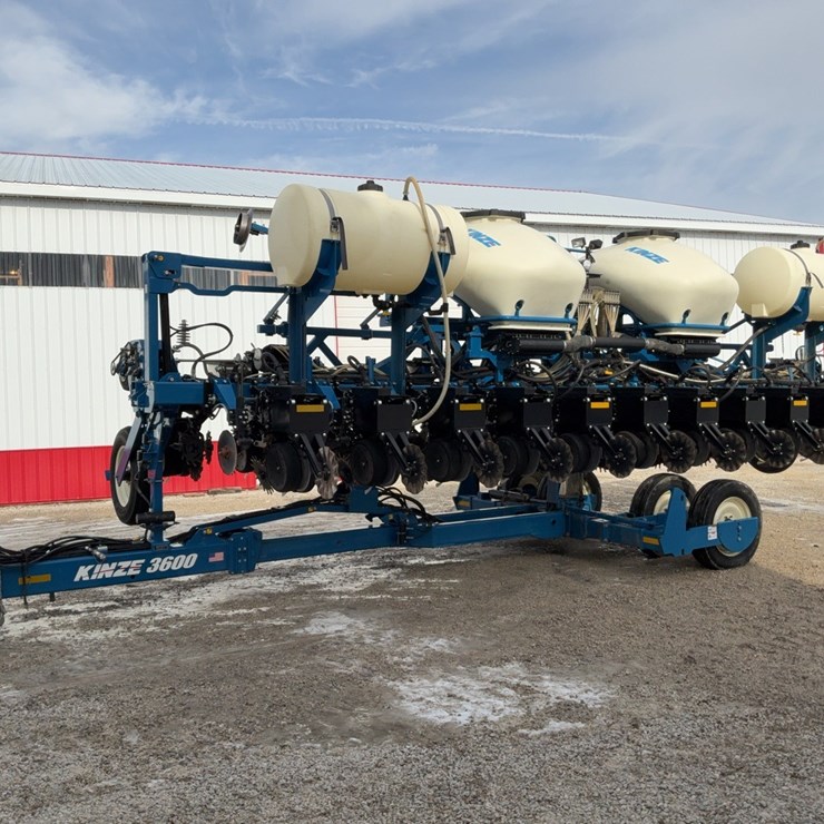 KINZE 3600