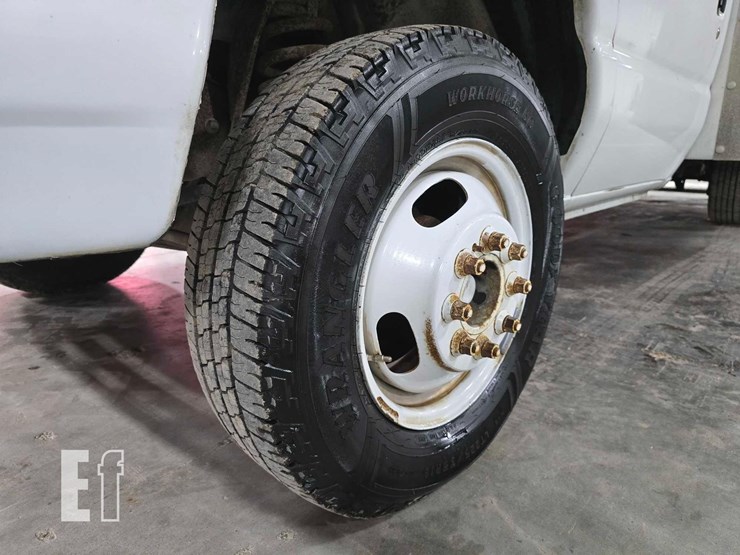 2006-ford-e350-sd-image-28