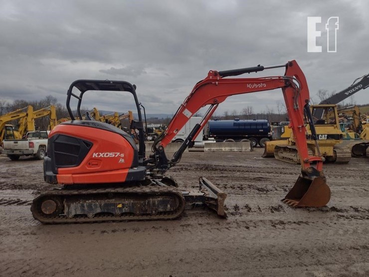 kubota-kx057-5-image-3