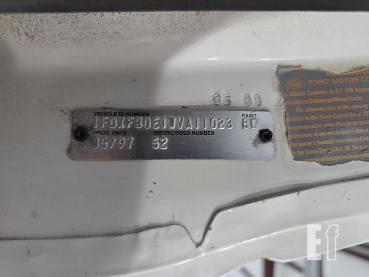 1998-ford-f800-image-26