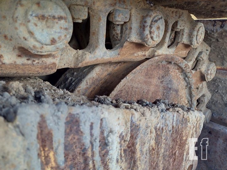 caterpillar-d6h-image-32