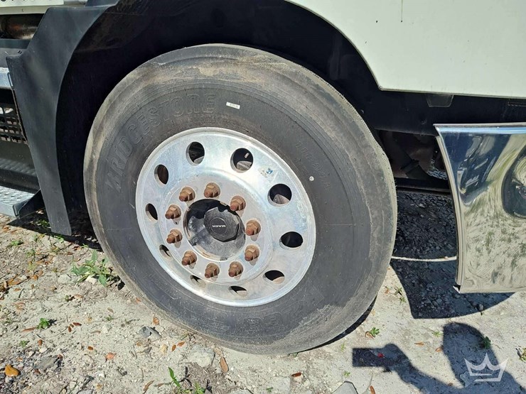 2022-mack-anthem-t/a-wet-kit-day-cab-truck-tractor-image-39