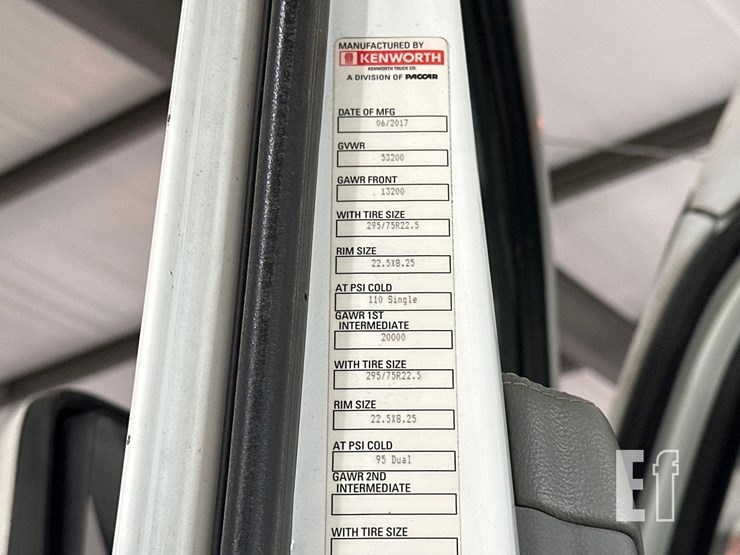 2018-kenworth-t680-image-36