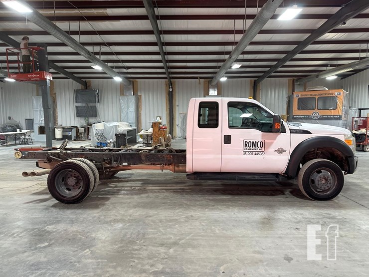 2015-ford-f550-image-6