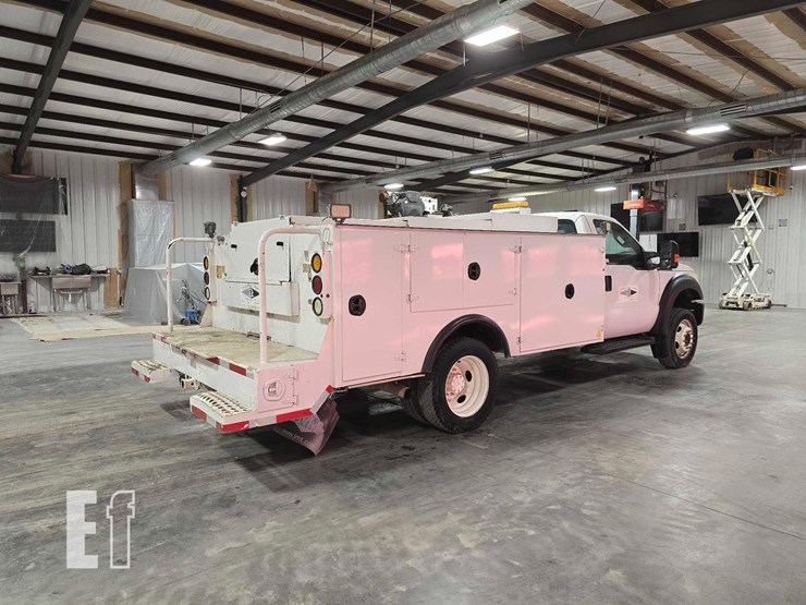 2015-ford-f550-image-3