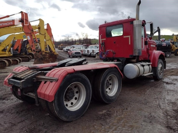 2006-international-paystar-5900-image-38