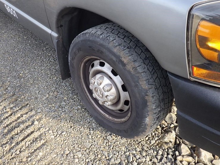 2009-dodge-2500-image-17