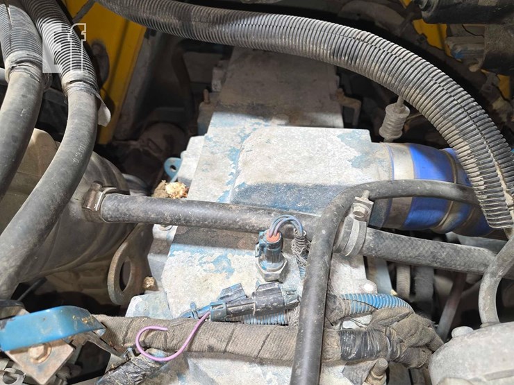 2002-international-durastar-4400-image-29