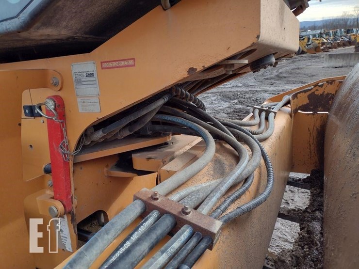 2014-case-sv212-image-26