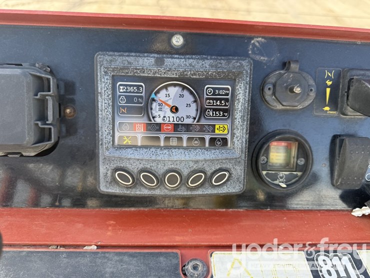 2021-ditch-witch-sk1550-image-17