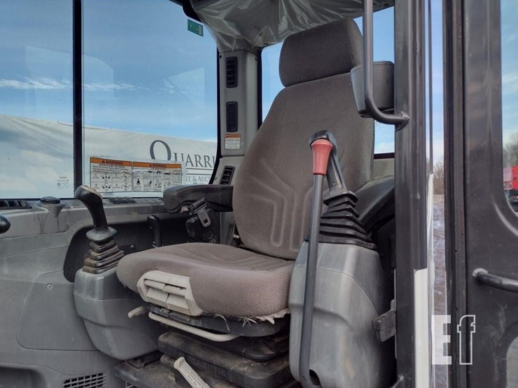 2014-bobcat-e85-image-15