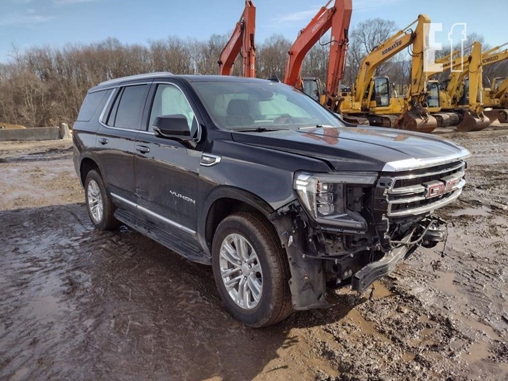 2022-gmc-yukon-slt-image-38
