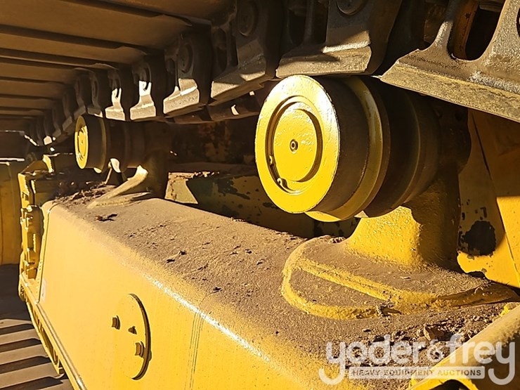 2022-komatsu-d61px-24-image-11