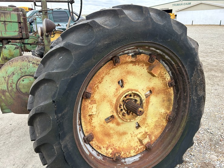 1950-john-deere-a-image-4