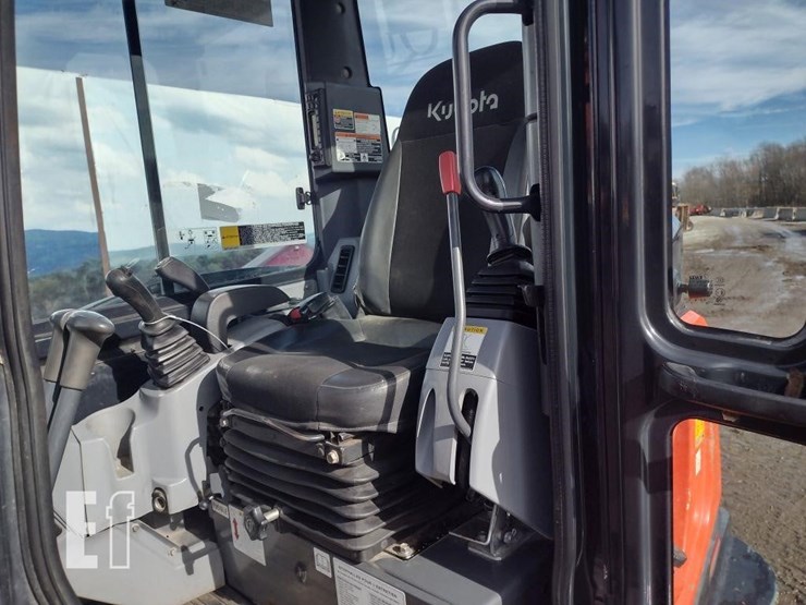 kubota-kx040-4-image-14