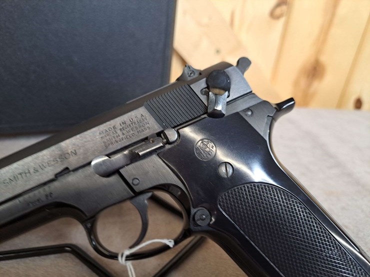smith-&-wesson-model-59-9mm-semiauto-pistol-image-3