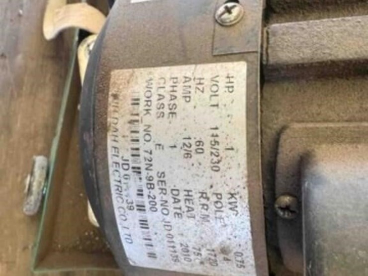 2010-grizzly-ind-band-saw,-coolant,-image-6