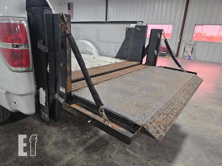 2013-ford-f150-xlt-image-11