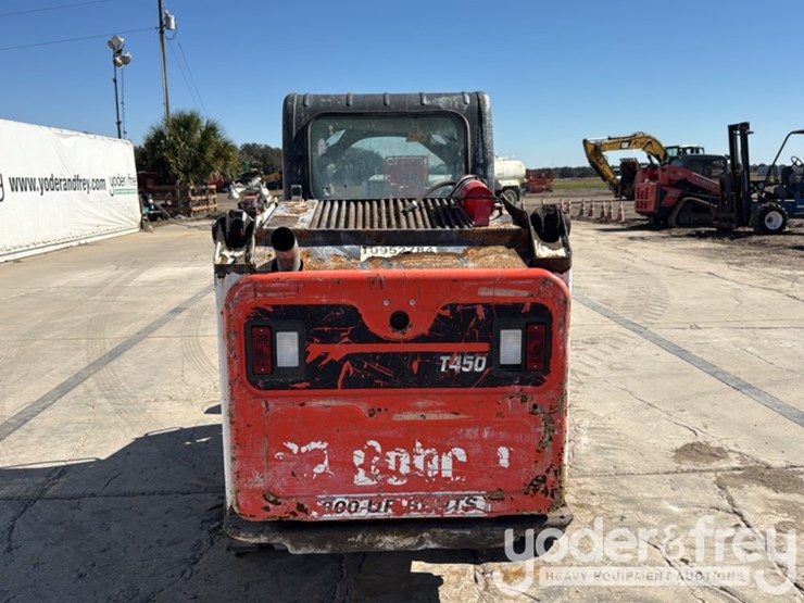 2019-bobcat-t450-image-22