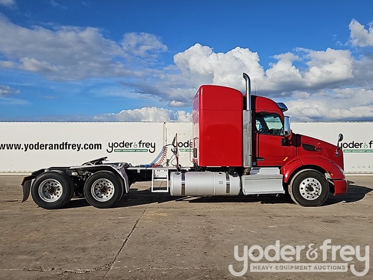 2018-peterbilt-579-image-6