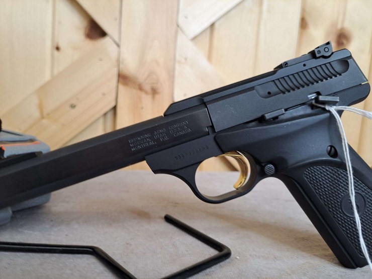 browning-buck-mark-.22-lr-semiauto-pistol-image-5
