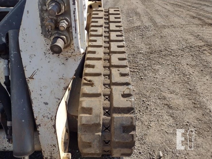 2020-bobcat-t590-image-26