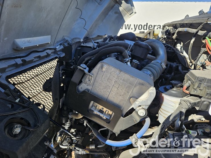 2019-ford-f750-image-19
