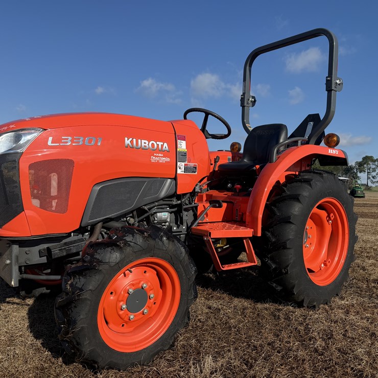 2016 KUBOTA L3301