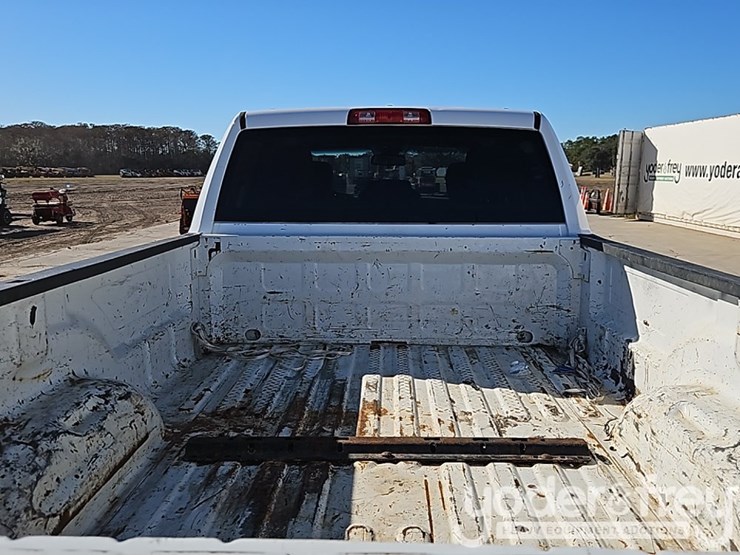 2014-dodge-ram-2500-image-16