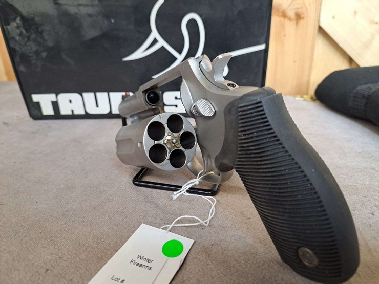 taurus-judge-.45-colt/.410-da-revolver-image-6