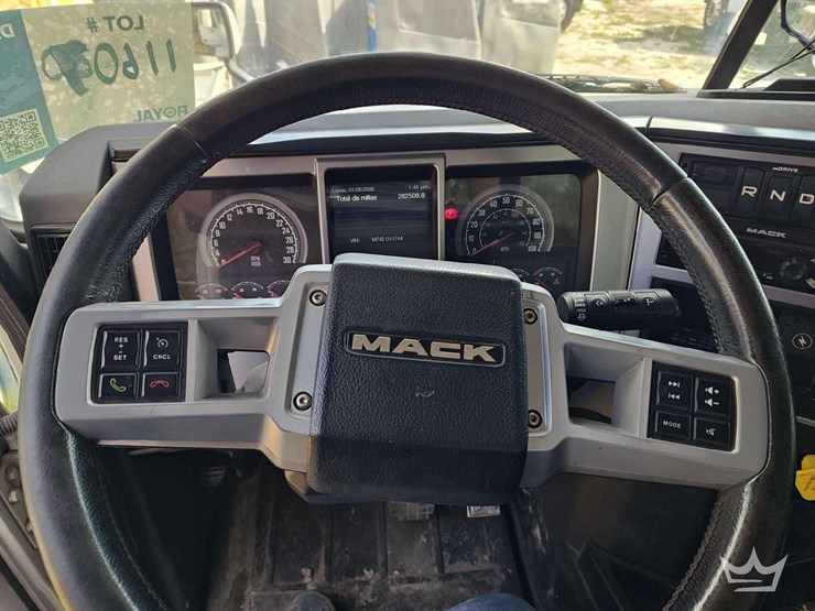 2020-mack-anthem-t/a-wet-kit-day-cab-truck-tractor-image-17