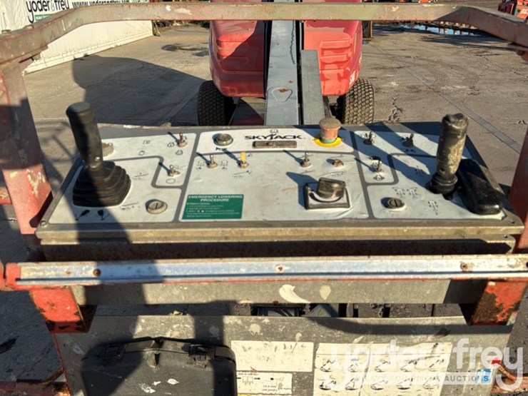 2016-skyjack-sj40t-image-13