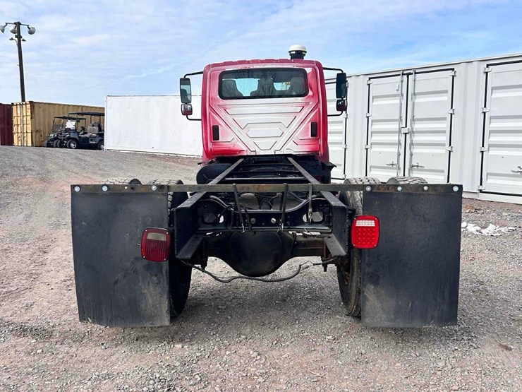 2002-international-dt466-image-4