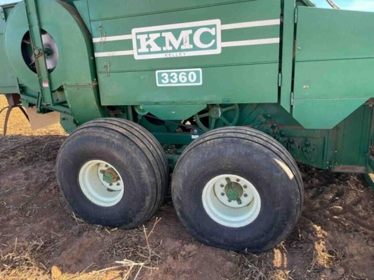 kmc-3360-peanut-harvester-image-7