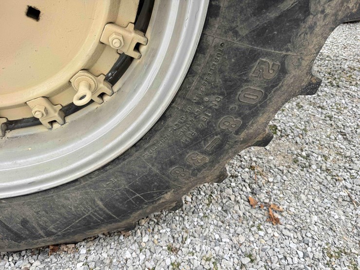 1973-allis-chalmers-7050-tractor-image-20