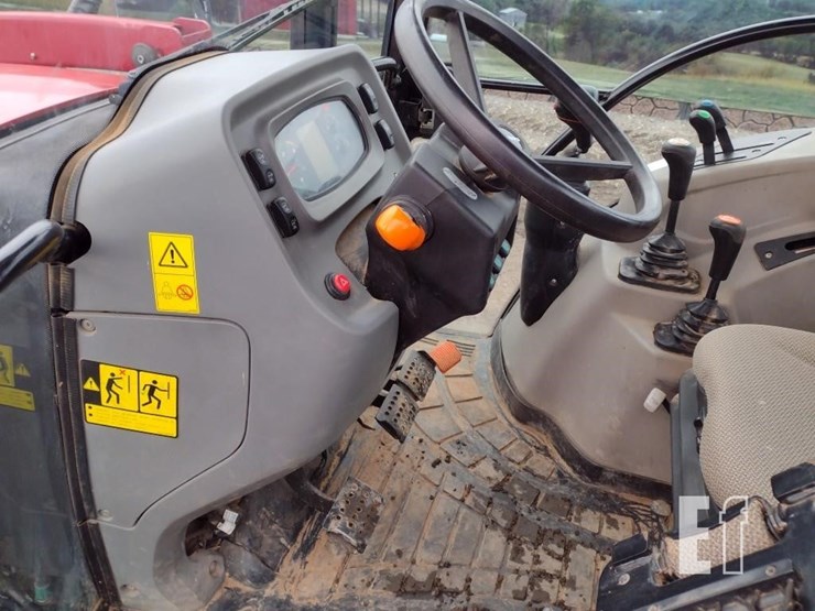 case-ih-farmall-95a-image-12