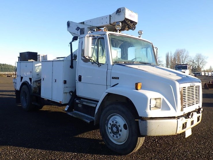 1997-freightliner-fl70-image-3